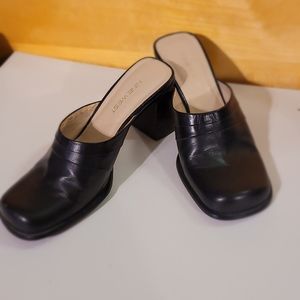 Nine West Mules Sz 7M Black